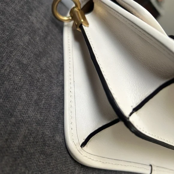 Coach Hero Crossbody - Picture 3 of 14